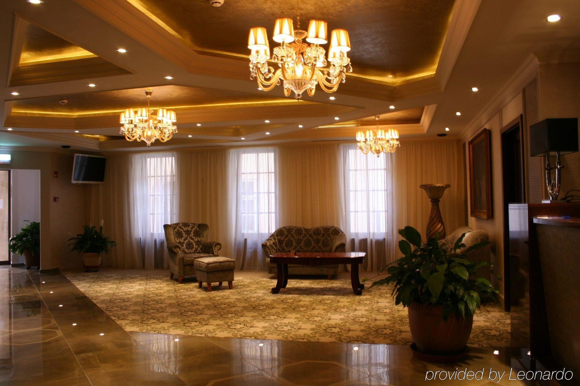 Hotel Capitulum Gyor Restaurant photo